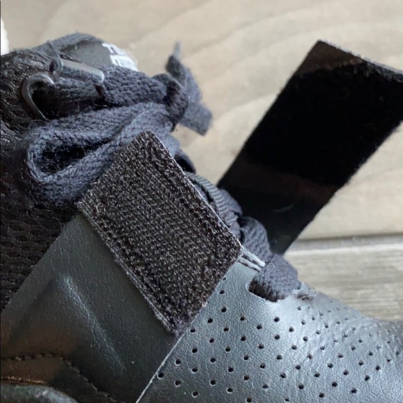 Little Boys Nike Hightop Basketball Shoes - Picture 6 of 9